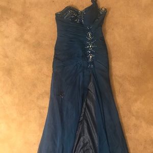 Blue prom dress with slit
